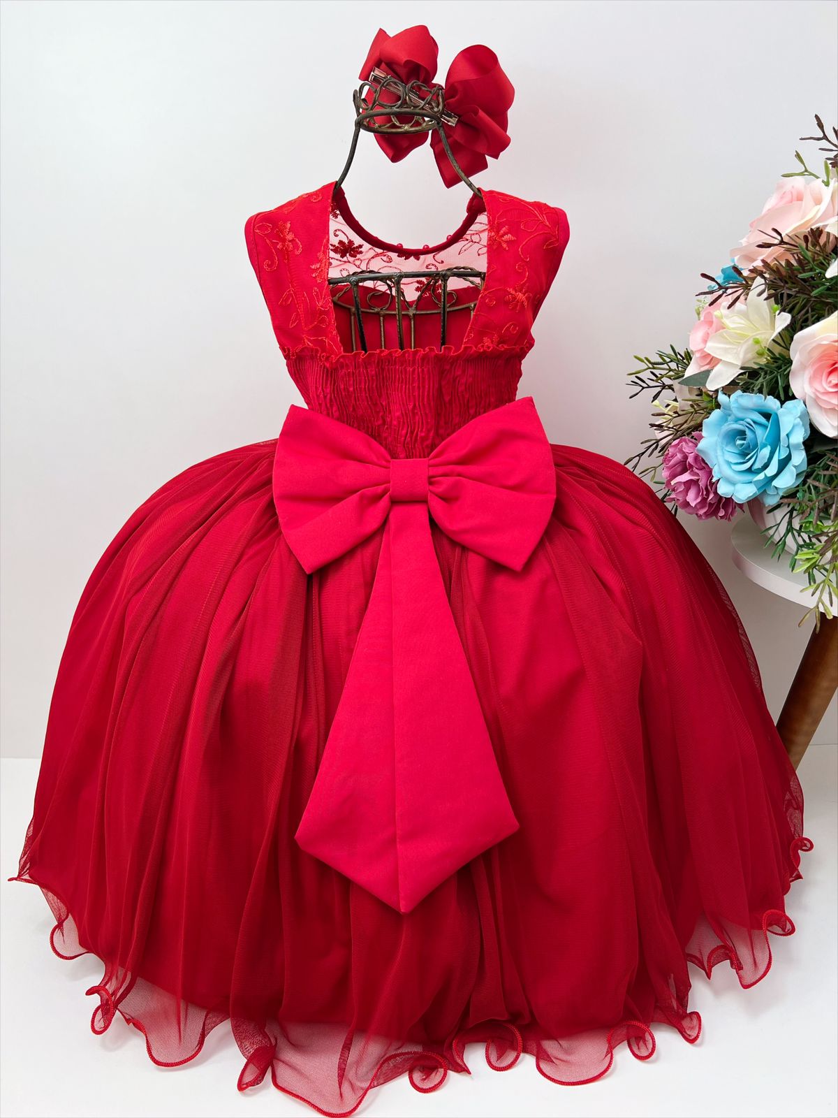 Vestido Infantil Vermelho em Renda com Pérolas Saia Rodada para Daminhas