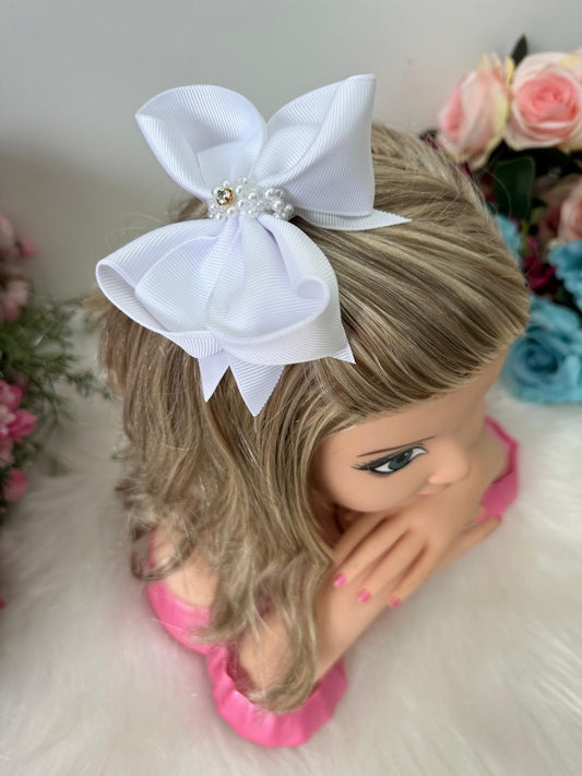 Laço Infantil Branco com Pérolas e Strass para Estilo Elegante