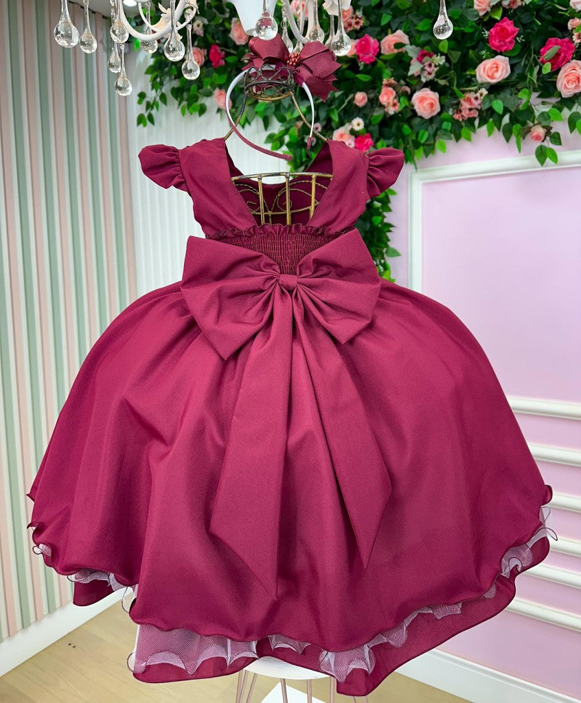 Vestido Infantil Marsala em Cetim com Saia Rodada para Festa de Aniversário