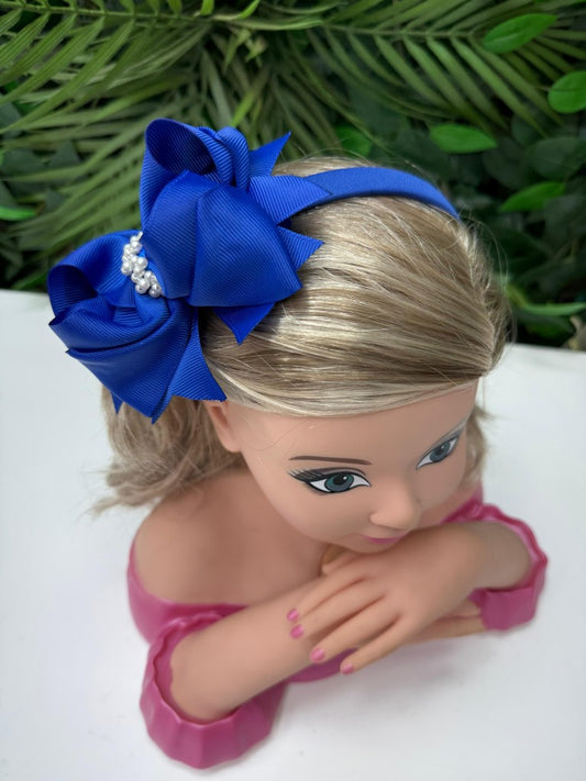 Tiara Infantil Azul Royal em Cetim com Detalhes em Pérolas para Daminhas