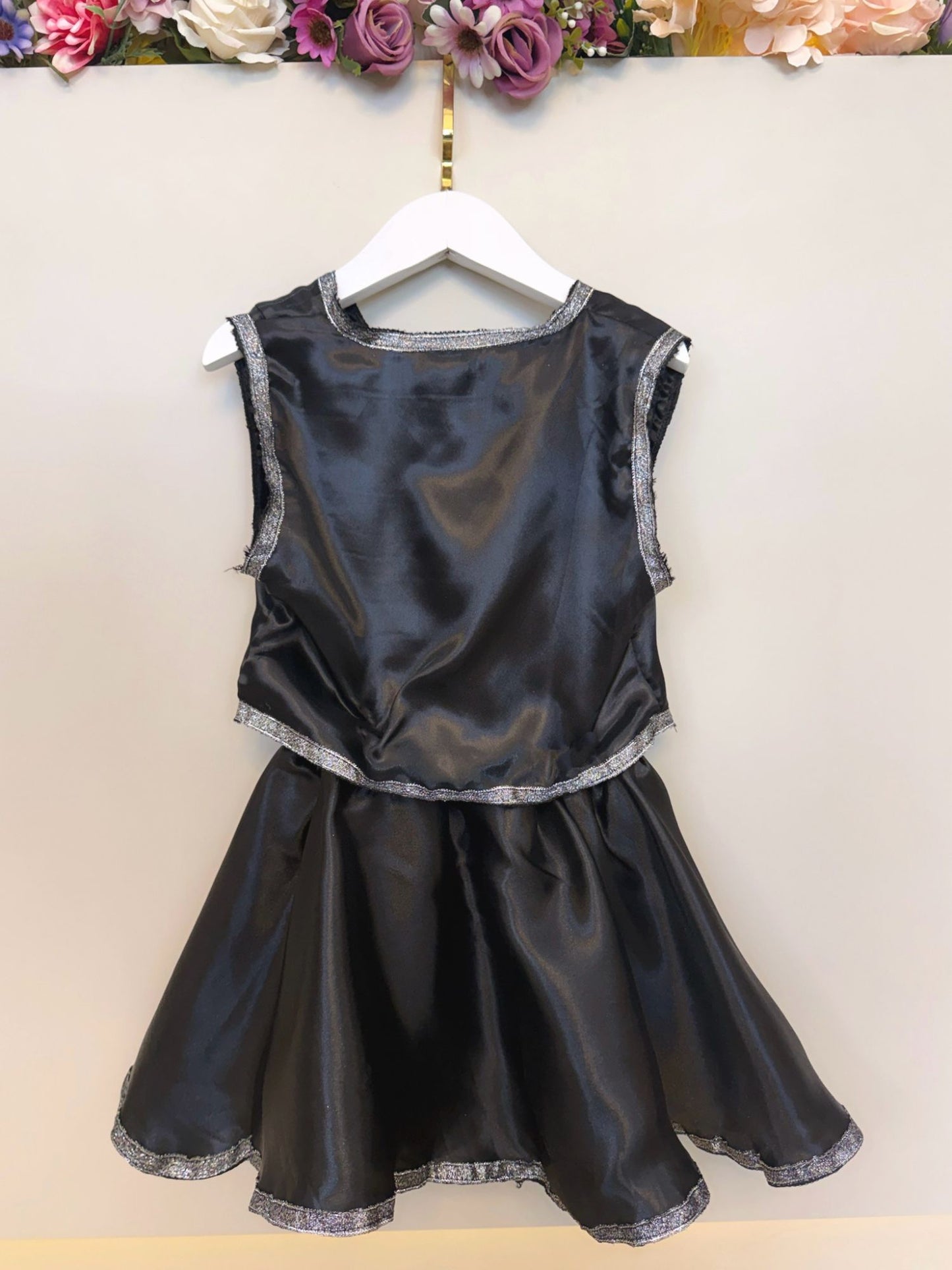 Conjunto Infantil Boiadeira Colete Saia Country Preto