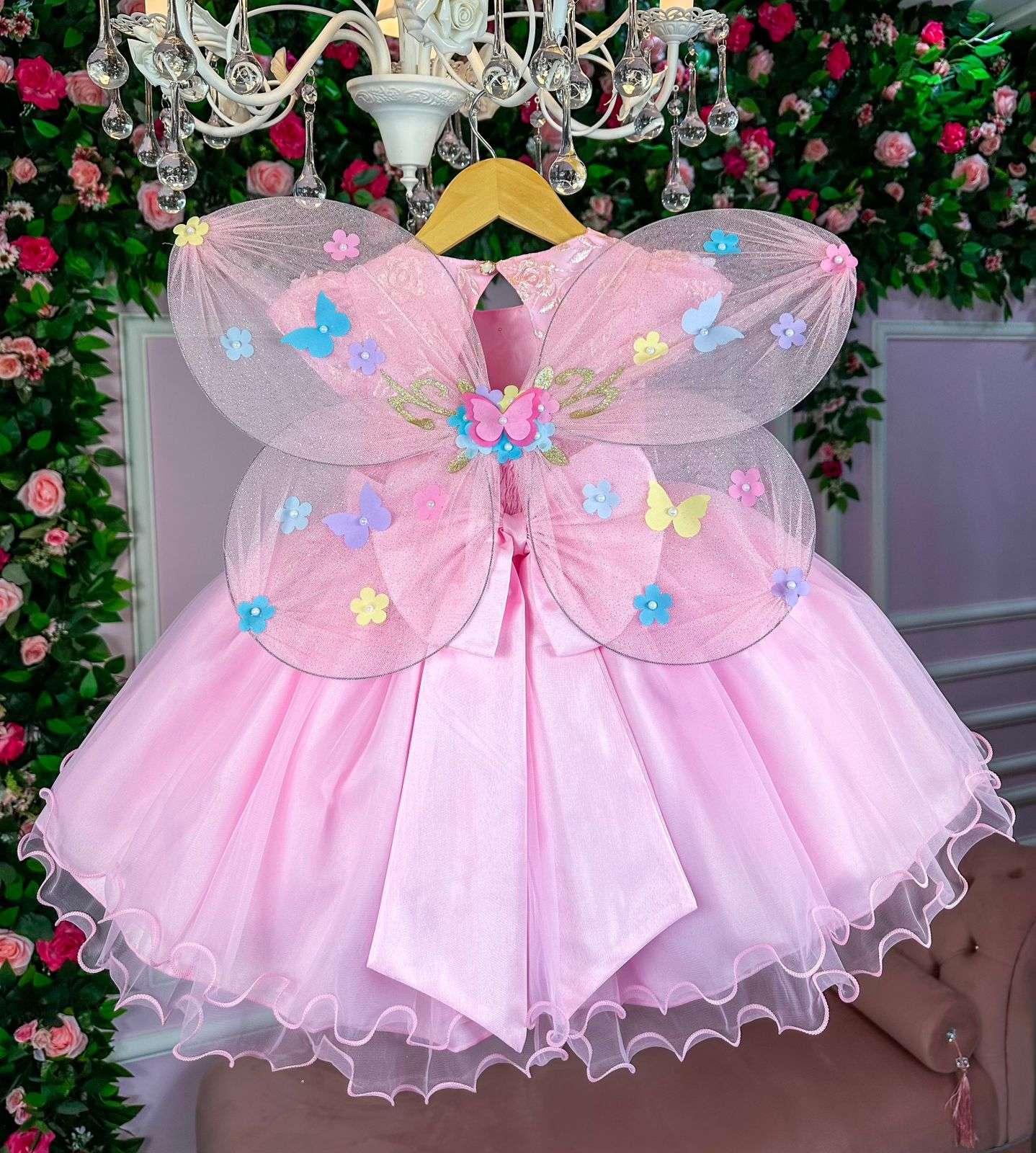 Vestido Infantil Rosa Bebê em Tecido Misto com Borboleta Branca, Saia Rodada, L