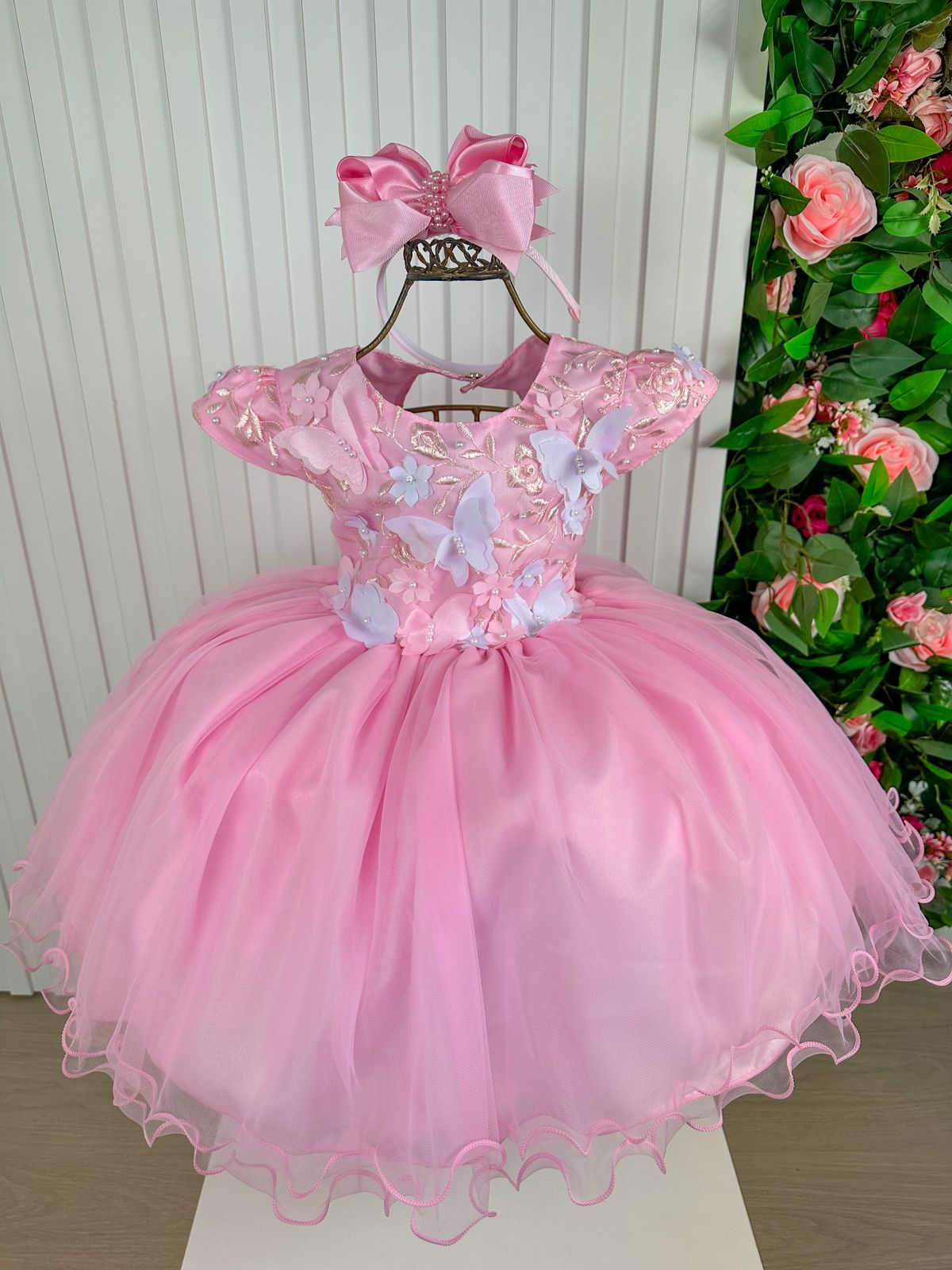 Vestido Infantil Rosa Bebê em Tecido Misto com Borboleta Branca, Saia Rodada, L