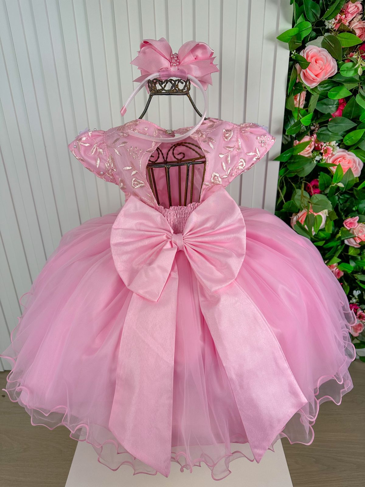 Vestido Infantil Rosa Bebê em Tecido Misto com Borboleta Branca, Saia Rodada, L