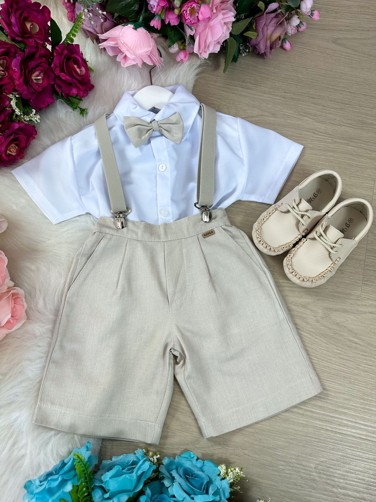 Conjunto Social Infantil Marrom em Algodão com Gravata Borboleta e Colete para Casamento