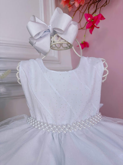 Vestido Infantil Branco em Voal com Strass e Cinto de Pérolas para Festa de Aniversário