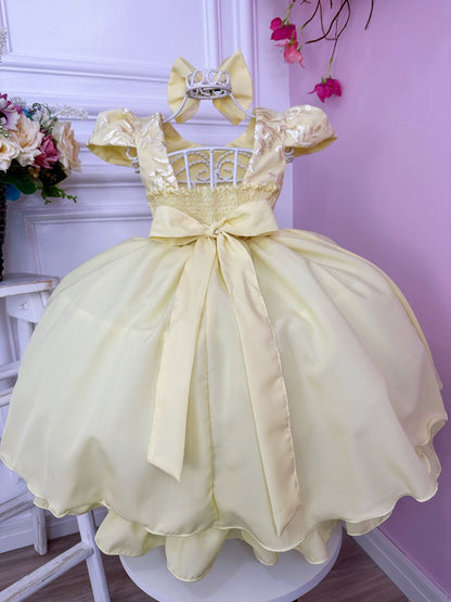 Vestido Infantil Amarelo em Renda com Cinto de Pérolas e Laço para Daminhas