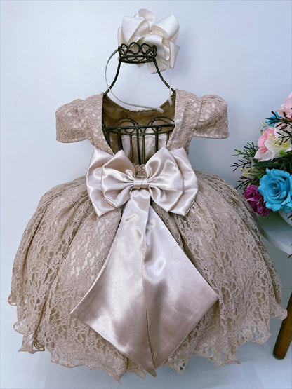 Vestido Infantil Dourado em Renda com Pérolas e Brilho Luxuoso
