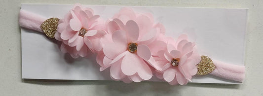 Faixinha de Cabelo Bebê Rosa em Cetim com Laço em Strass e Florzinha para Esti