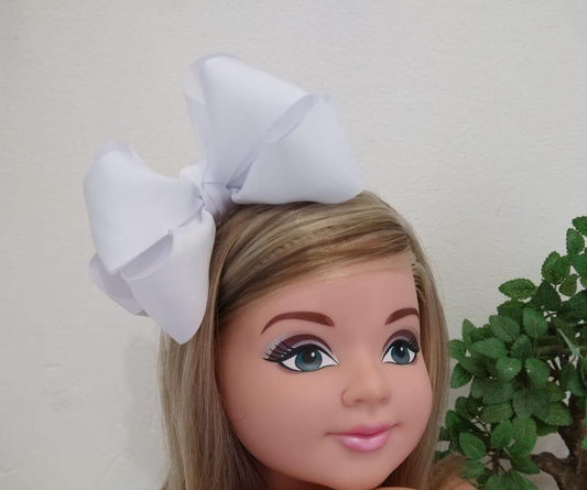 Presilha Infantil Branca em Laço com Nó Delicado para Estilo Elegante