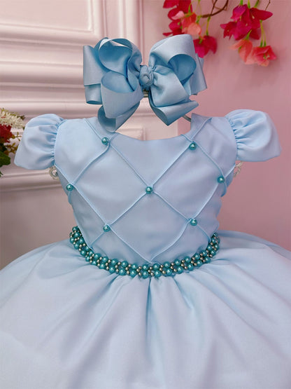 Vestido Infantil Azul Bebê em Cetim com Peito Nervuras e Cinto de Pérolas para Festa de Aniversário