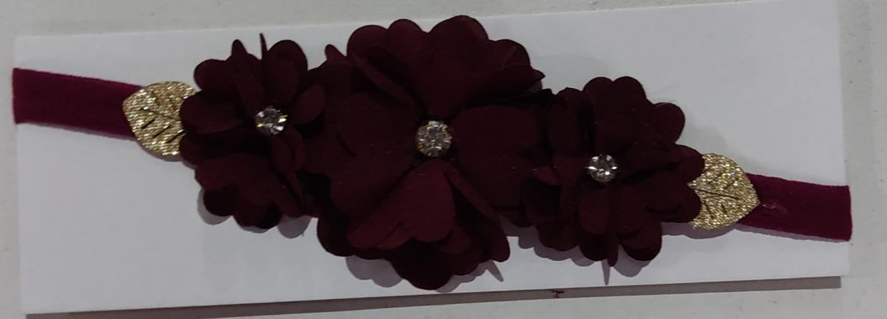 Faixinha de Cabelo Bebê Rosa em Cetim com Laço em Strass e Florzinha para Esti