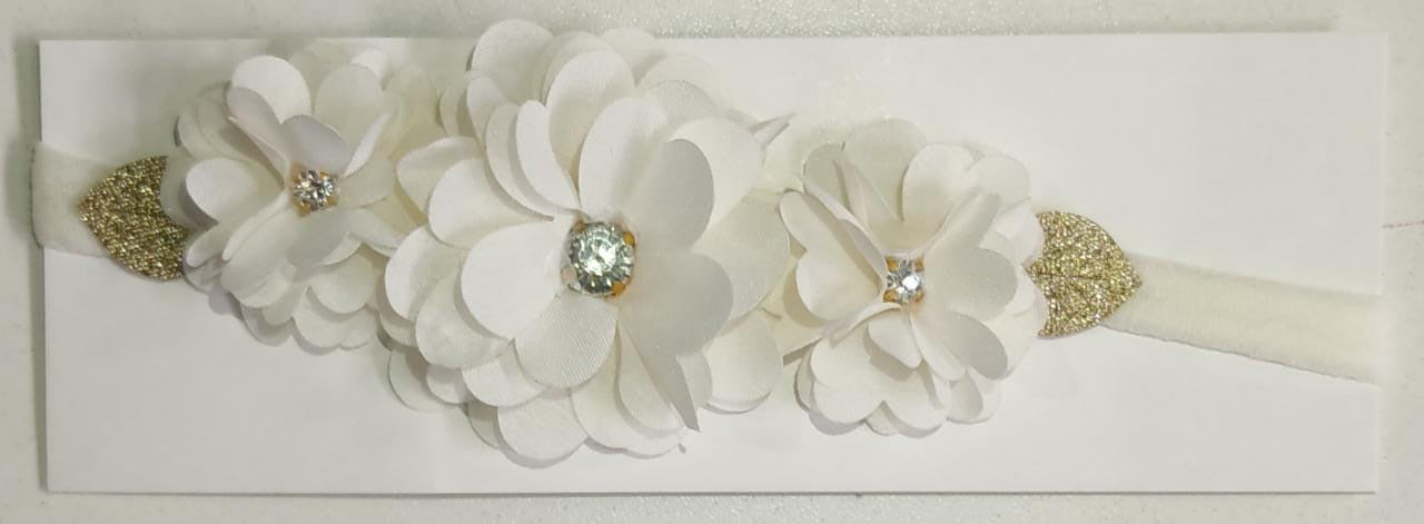 Faixinha de Cabelo Bebê Rosa em Cetim com Laço em Strass e Florzinha para Esti