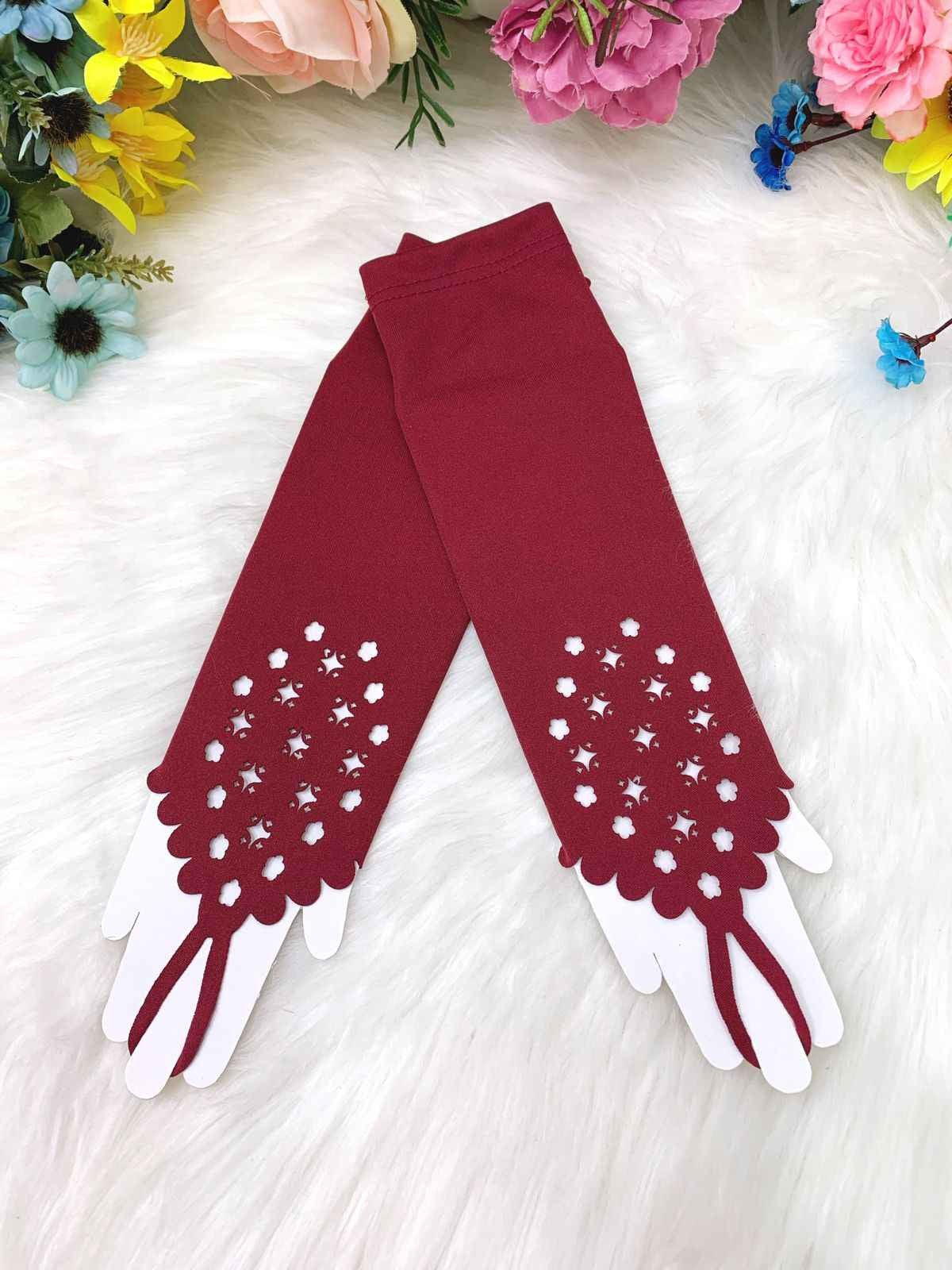 Luva Infantil Luxo Rosa em Cetim com Detalhes Elegantes para Festa de Aniversár