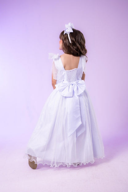 Vestido Infantil Branco em Tecido Talco com Saia Rodada e Renda Delicada para Daminhas