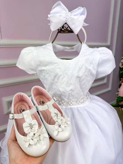 Vestido Infantil Branco em Tule com Renda e Saia Rodada para Daminhas