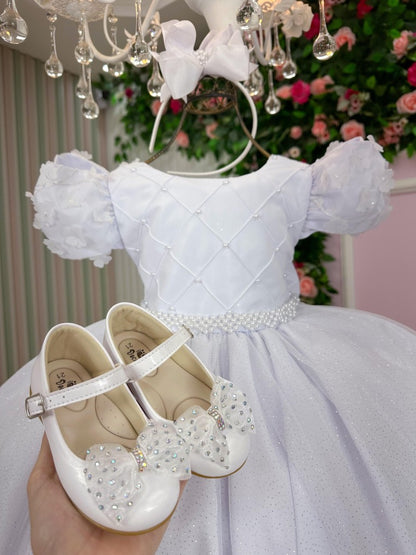 Vestido Infantil Branco em Tule com Renda e Saia Rodada para Daminhas