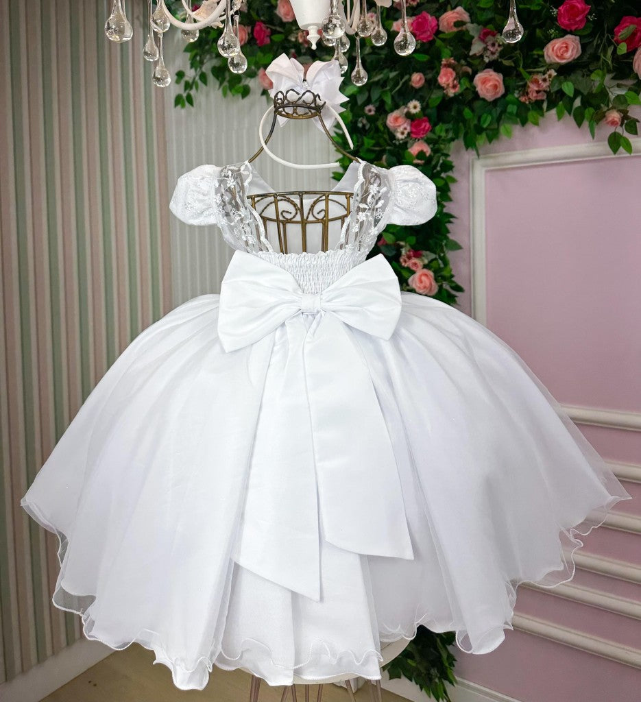 Vestido Infantil Branco em Tecido Misto com Saia Longa e Laço nas Costas para Daminhas