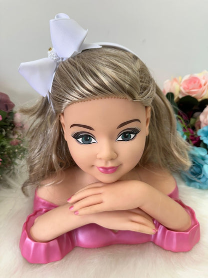 Tiara Infantil Branca em Perolado com Strass e Design Elegante para Estilo Princesa