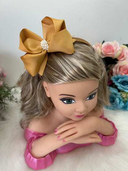 Tiara Infantil Dourada com Pérolas Elegantes Detalhes Delicados para Estilo Princesa