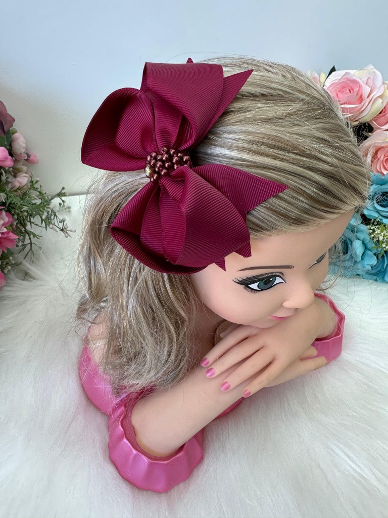 Laço Infantil Marsala em Cetim com Detalhes em Pérolas e Strass para Estilo Princesa