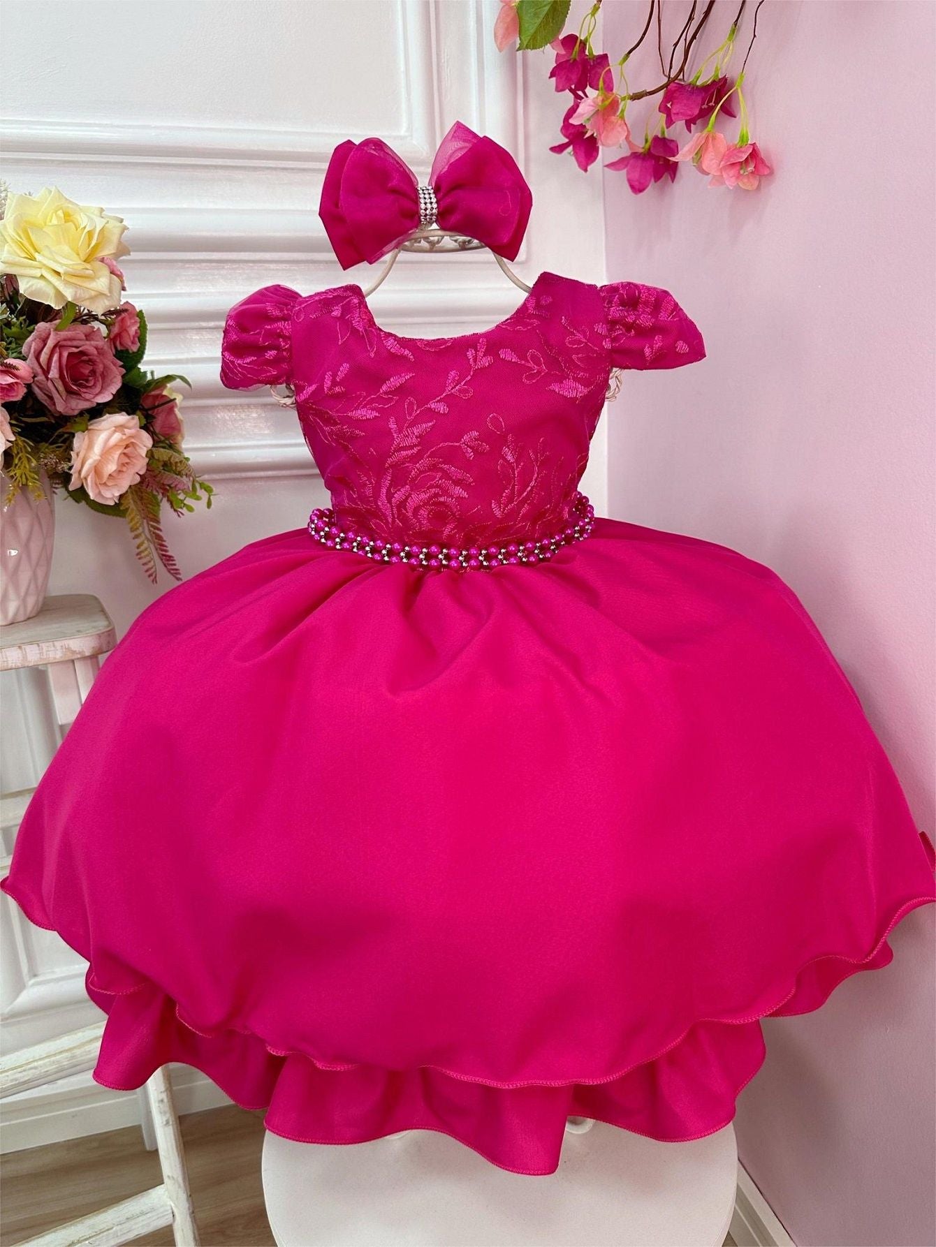 Vestido Infantil Pink em Renda com Laço e Cinto de Pérolas para Daminhas