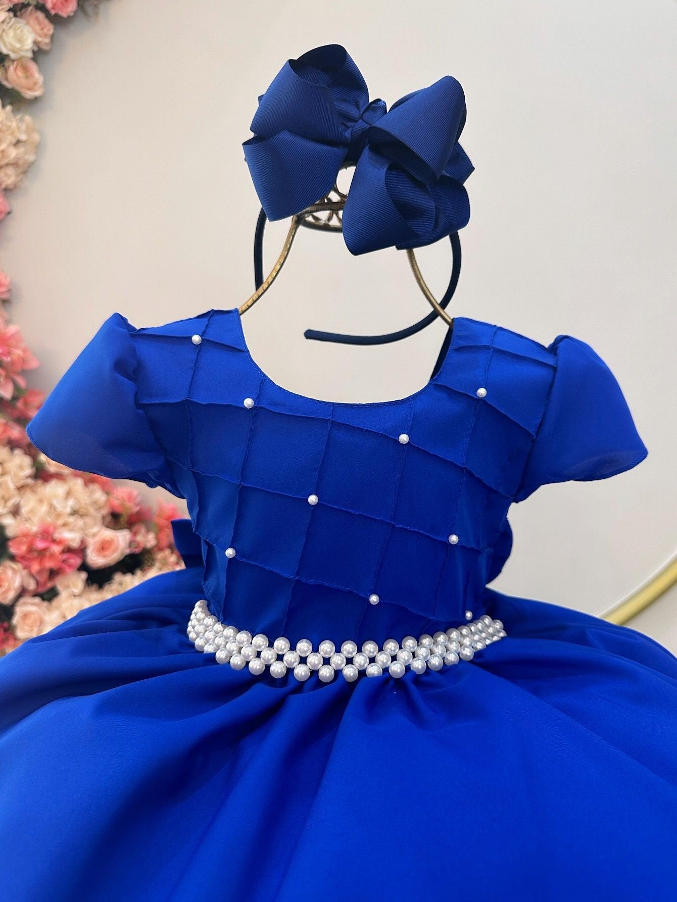 Vestido Infantil Azul Royal em Cetim com Busto Nervura e Pérolas para Daminhas
