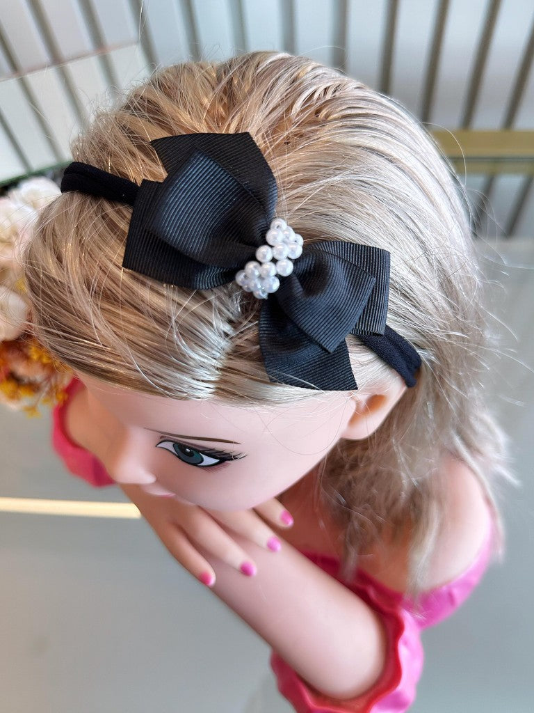 Faixinha de Cabelo Bebê Rosa em Seda com Pérolas e Laço Delicado para Estilo