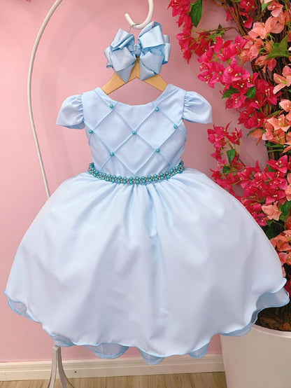 Vestido Infantil Azul Bebê em Cetim com Peito Nervuras e Cinto de Pérolas para Festa de Aniversário