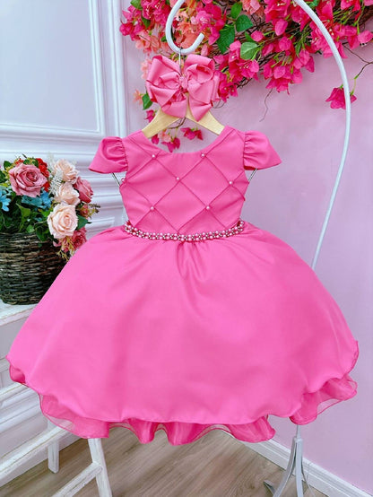 Vestido Infantil Rosa Chiclete em Cetim com Cinto de Pérolas para Damas de Casamento