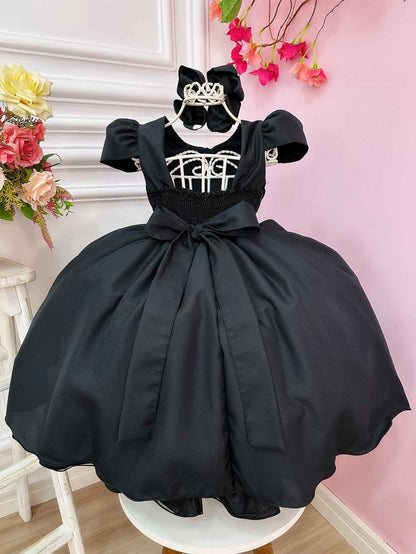 Vestido Infantil Preto em Cetim com Cinto de Pérolas Saia Rodada para Casamentos