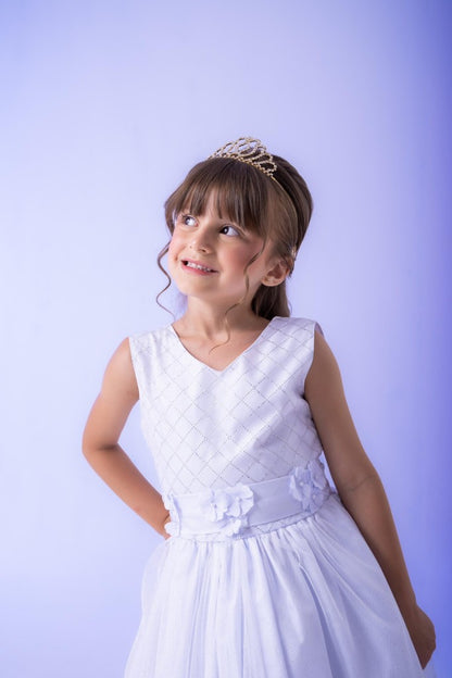 Vestido Infantil Branco em Laço com Saia Rodada para Daminhas