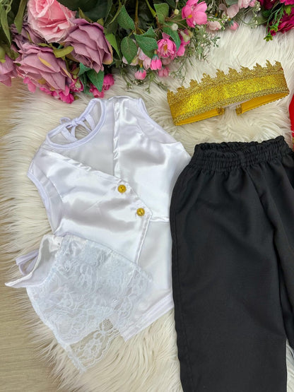 Fantasia Conde Vermelho com Capa e Coroa