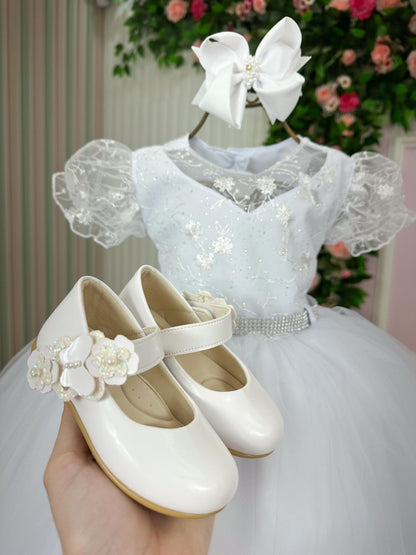 Vestido Infantil Branco em Tule com Renda e Saia Rodada para Daminhas