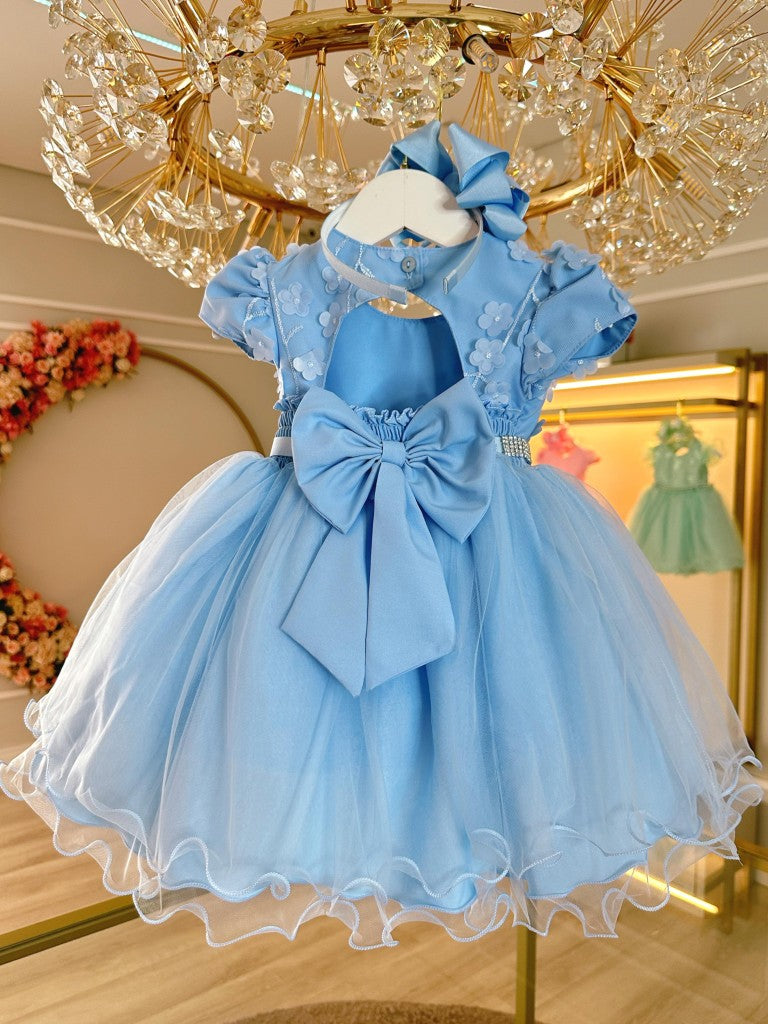 Vestido Infantil Azul em Cetim com Renda e Pérolas para Batizados