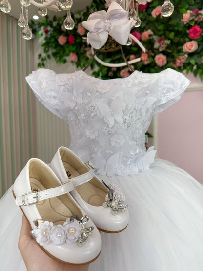 Vestido Infantil Branco em Tecido Misto com Saia Rodada para Daminhas