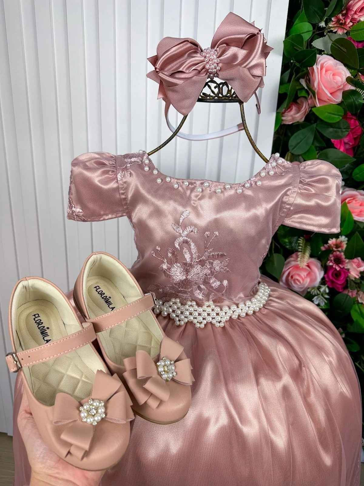 Vestido Infantil Rosa Bebê em Cetim com Saia Rodada e Laço nas Costas