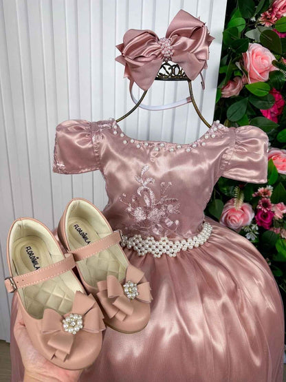 Vestido Infantil Rosa Bebê em Cetim com Saia Rodada e Laço nas Costas