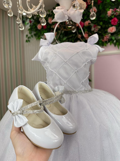 Vestido Infantil Branco em Tafetá e Tule com Saia Rodada para Daminhas