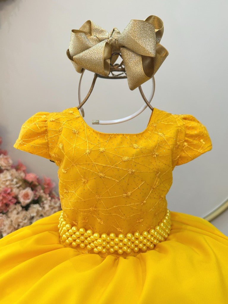 Vestido Infantil Amarelo em Renda no Busto com Saia Rodada para Daminhas
