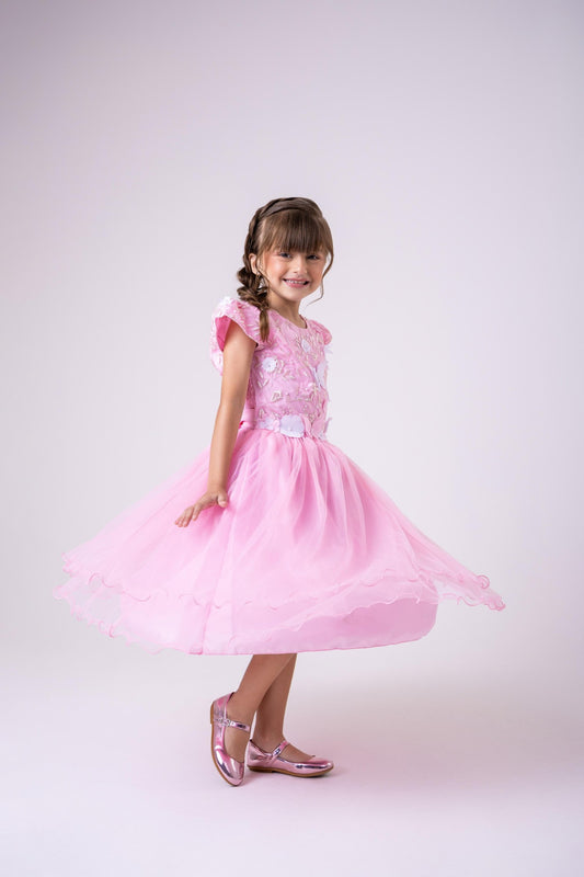 Vestido Infantil Rosa Bebê em Tecido Misto com Borboleta Branca, Saia Rodada, L