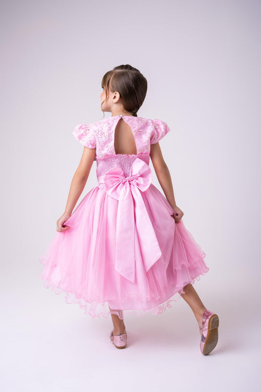 Vestido Infantil Rosa Bebê em Tecido Misto com Borboleta Branca, Saia Rodada, L