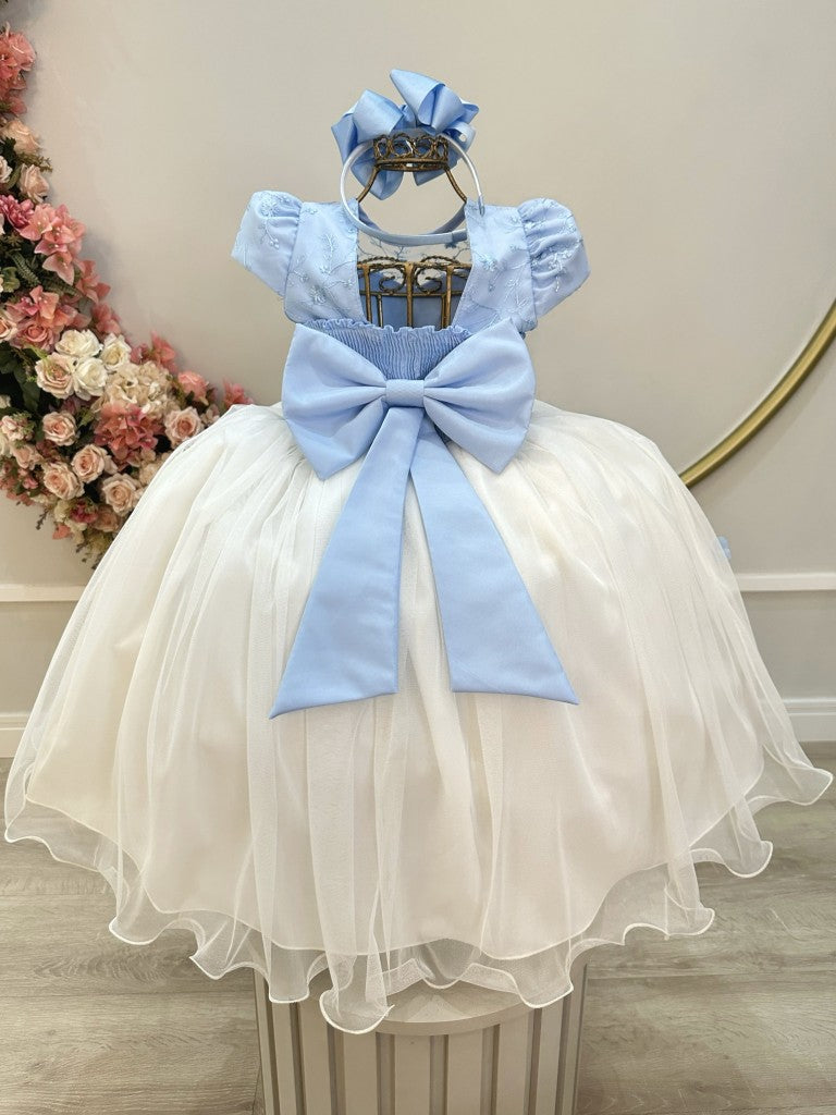 Vestido Infantil Azul Claro em Cetim com Saia Off White e Design Sofisticado para Casamento e Formatura