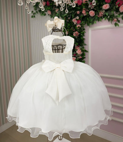Vestido Infantil Off em Tule com Flores Saia Rodada Laço nas Costas Estilo Princesa