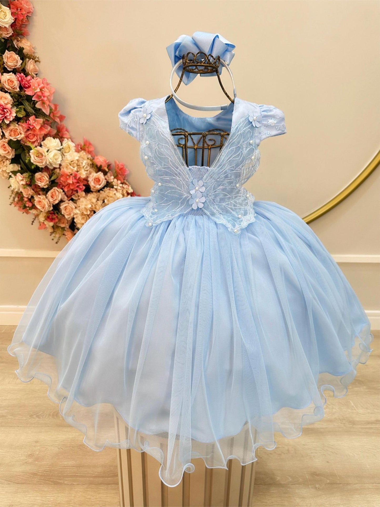 Vestido Infantil Azul Claro em Renda com Saia Rodada para Daminhas