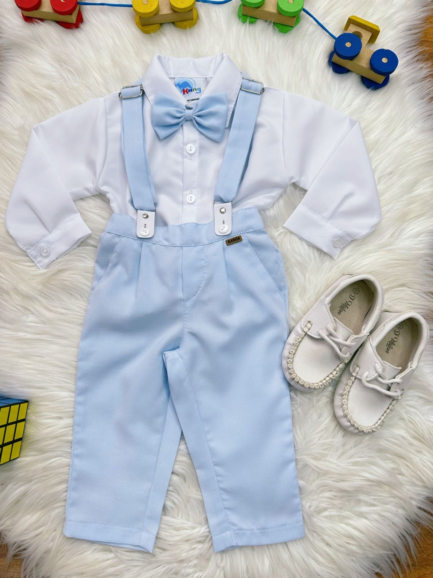 Conjunto Social Infantil Branco em Poliéster com Gravata Borboleta e Suspensório Azul para Festa