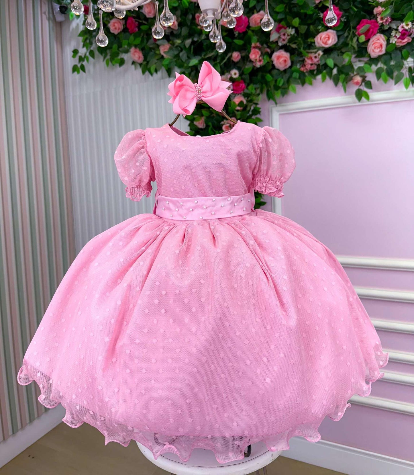 Vestido Infantil Rosa Bebê em Tecido Misto com Laço nas Costas
