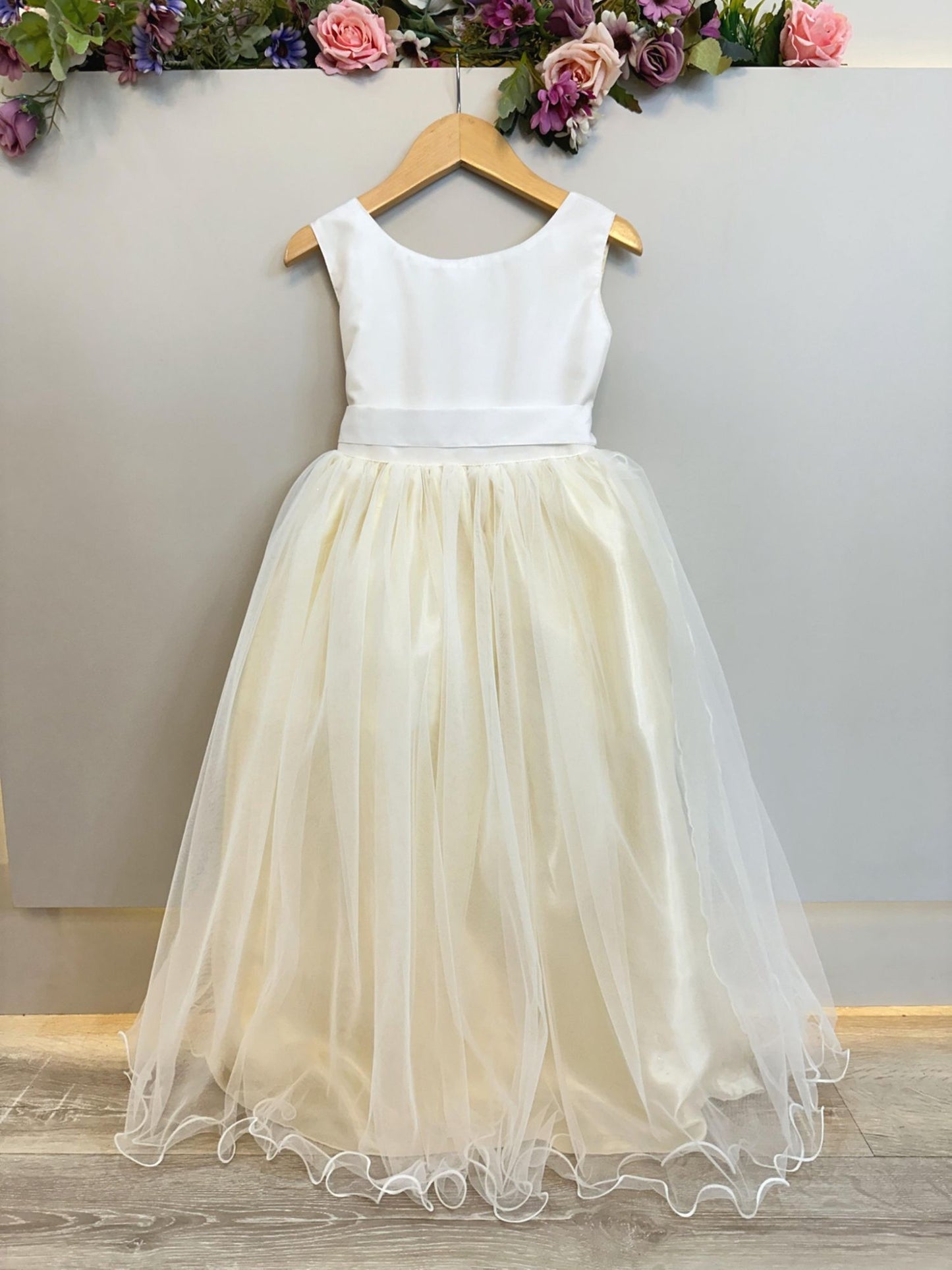 Vestido Infantil Longo Off White Festas Luxo