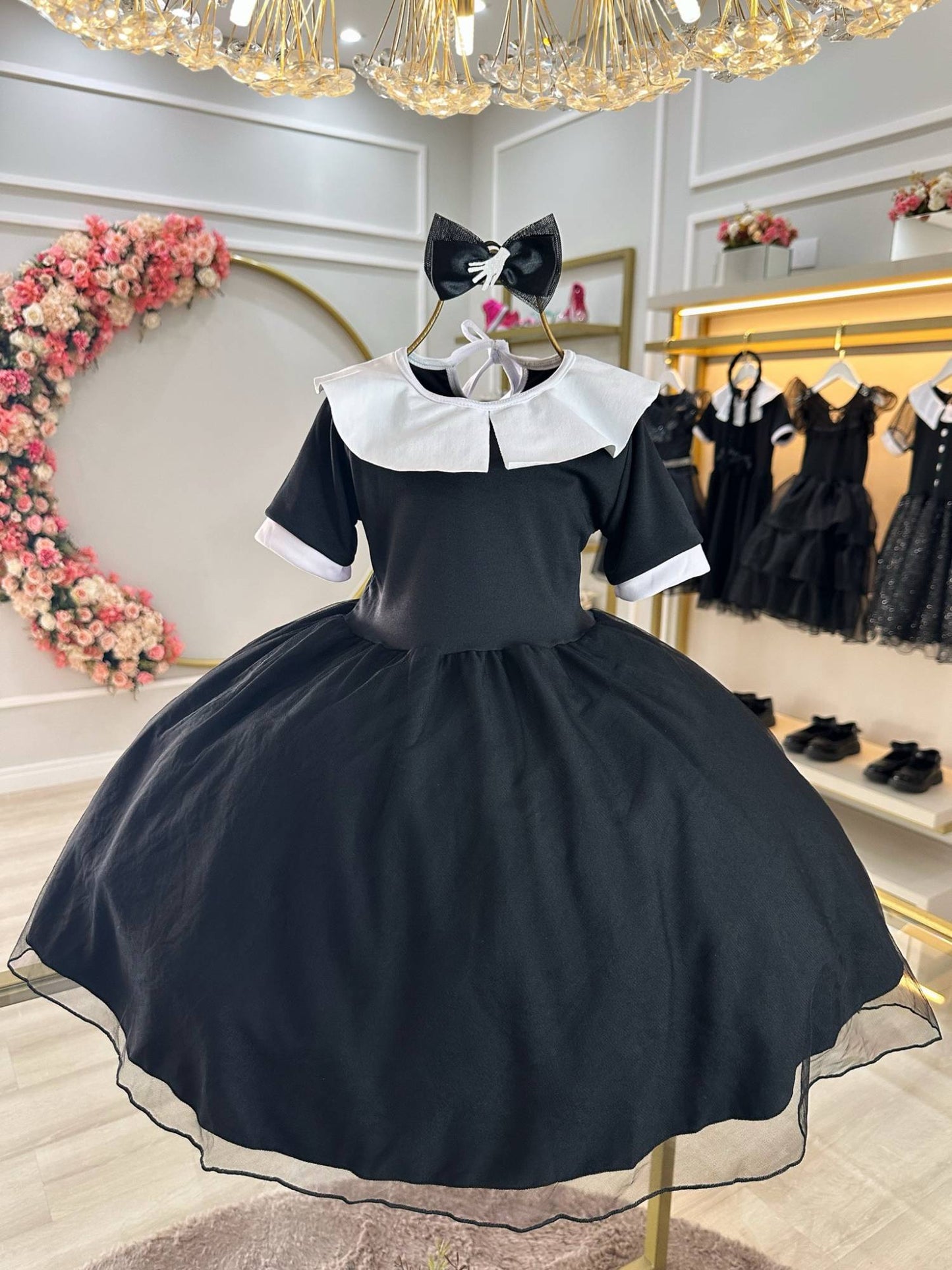 Fantasia Infantil da Wandinha Com Laço Festas