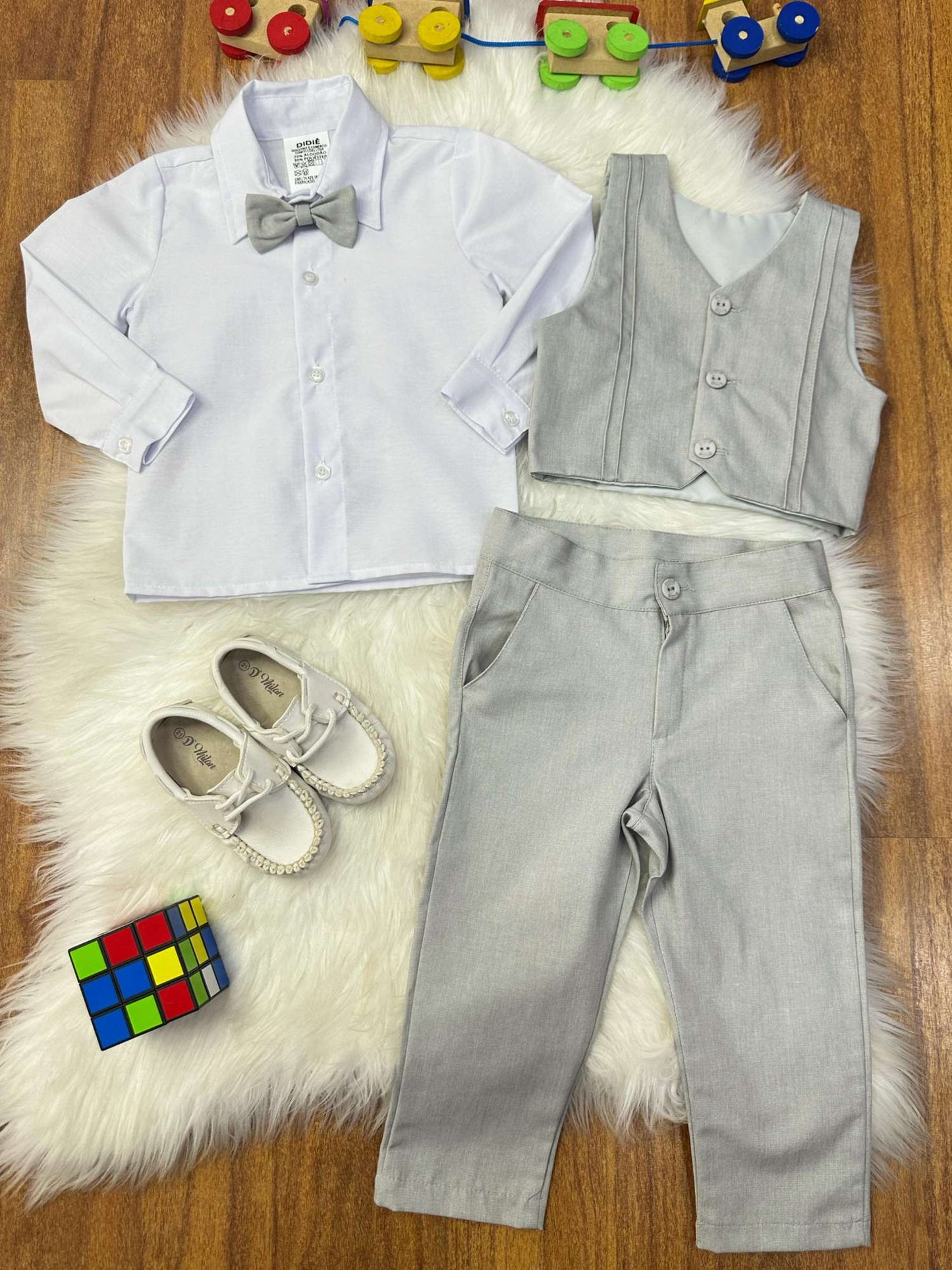 Conjunto Social Pajem Camisa Branca com Calça e Colete Cinza